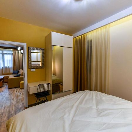 Apartman Dolar Кралево Екстериор снимка