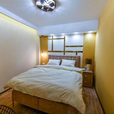 Apartman Dolar Кралево Екстериор снимка