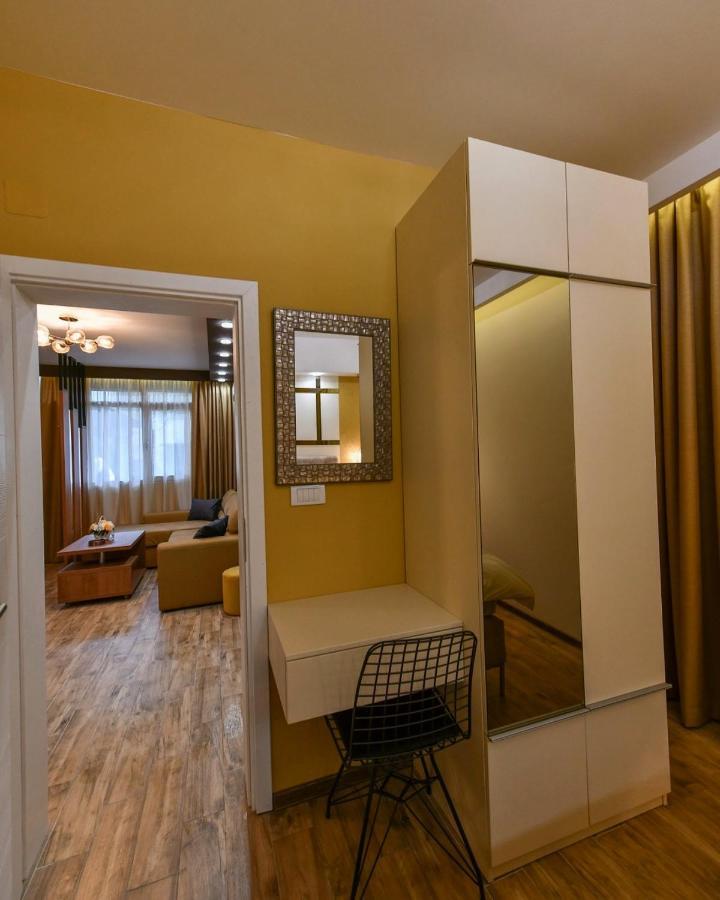 Apartman Dolar Кралево Екстериор снимка