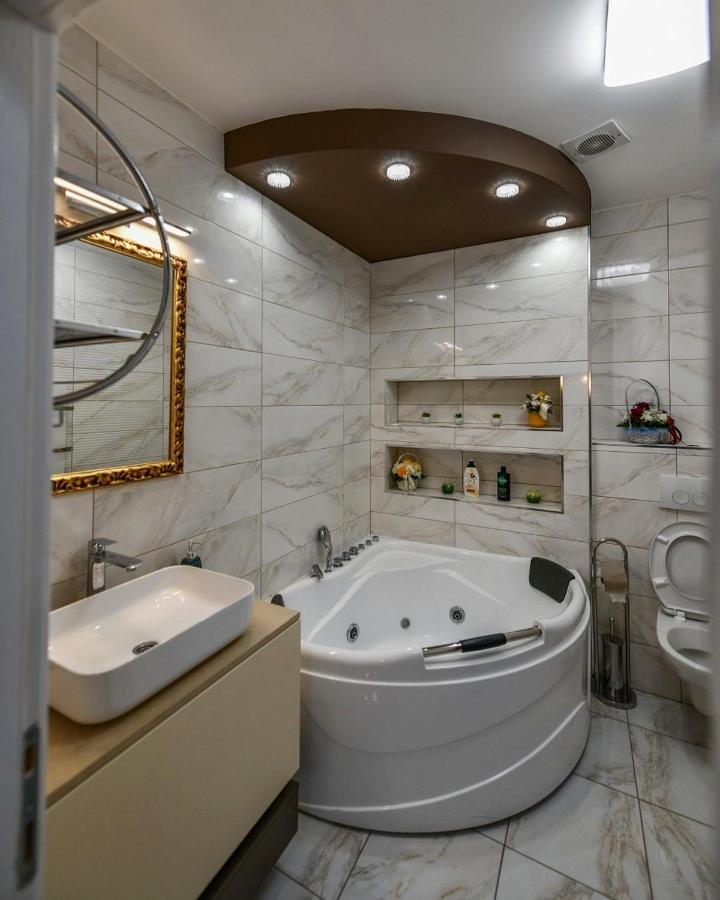 Apartman Dolar Кралево Екстериор снимка